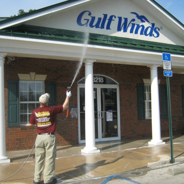 Commercial Pressure Washing